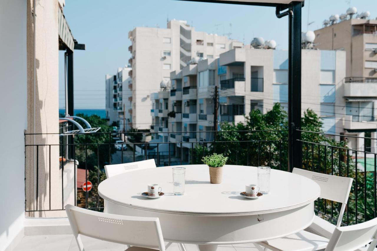 Seasunlove Apt. Daire Larnaca Dış mekan fotoğraf