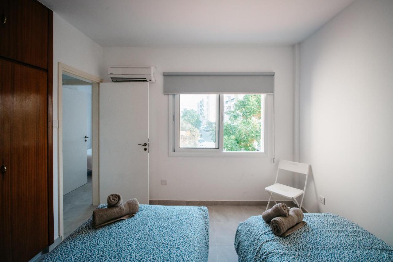 Seasunlove Apt. Daire Larnaca Dış mekan fotoğraf